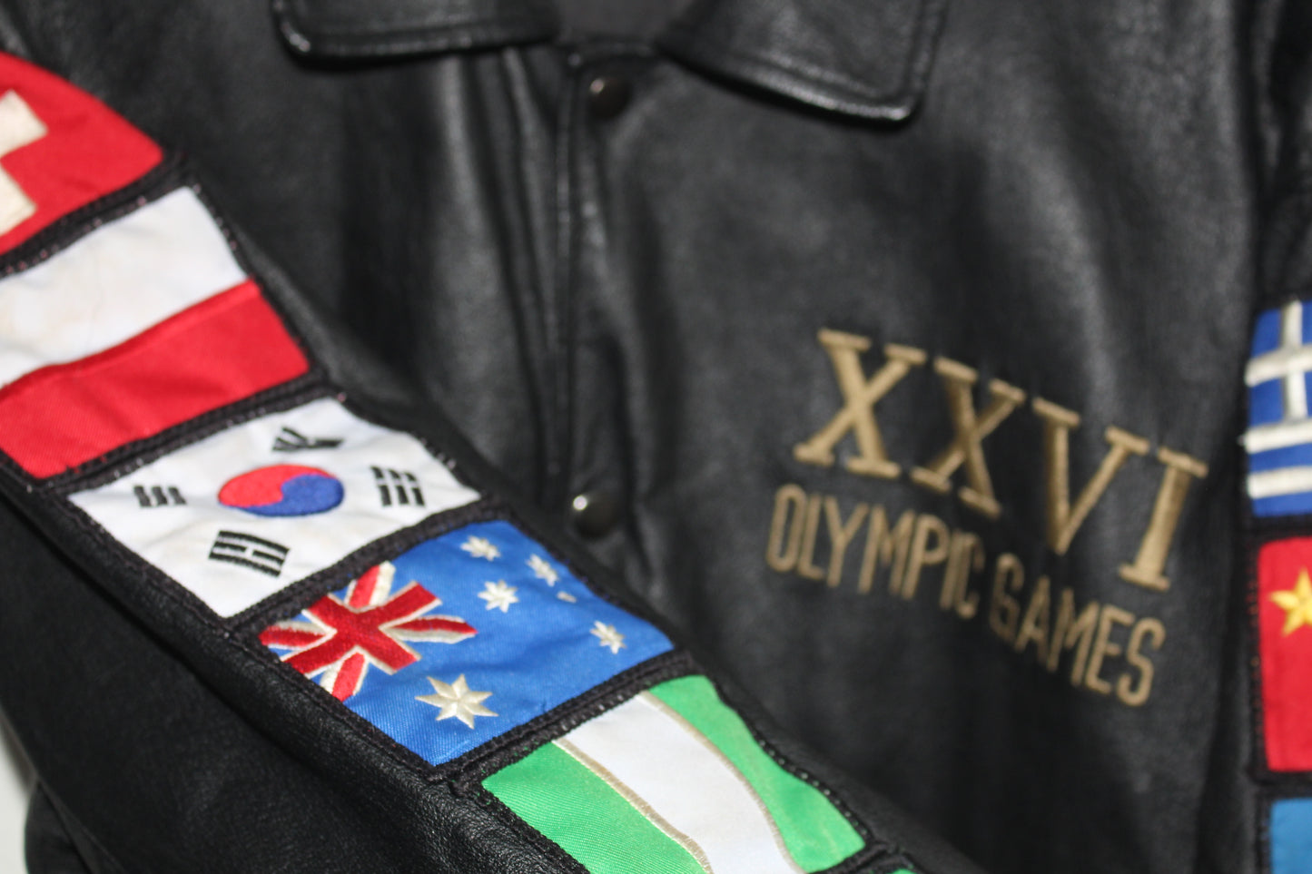 Rare 1996 Olympic Games American Toons Leather Jacket (S)