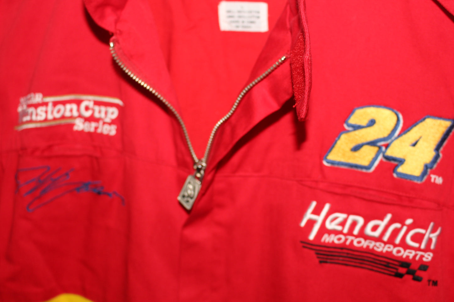 DuPont Racing NASCAR Rain Bow Series Jeff Gordon #24 (L)