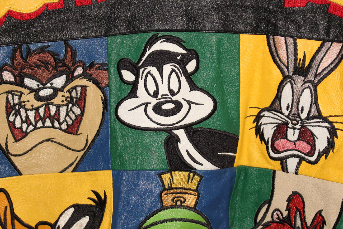 Rare 1997 Warner Bros Looney Tunes Leather Jacket (L)