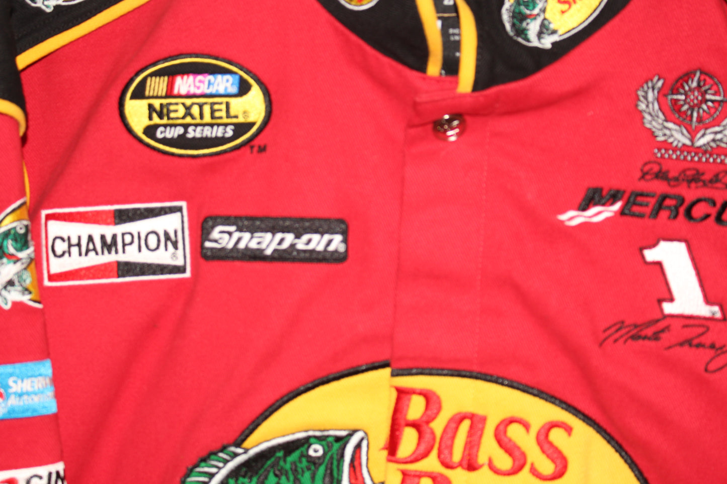 Bass Pro Shop Racing NASCAR Martin Truex Jr #1 (XL)