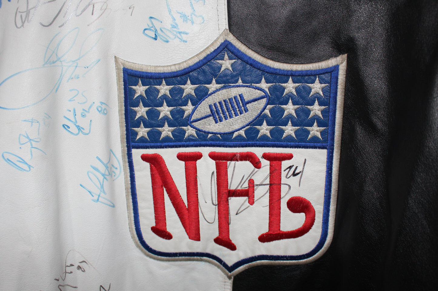 Rare NFL Leather Jacket Signed By Denver Broncos (XL)