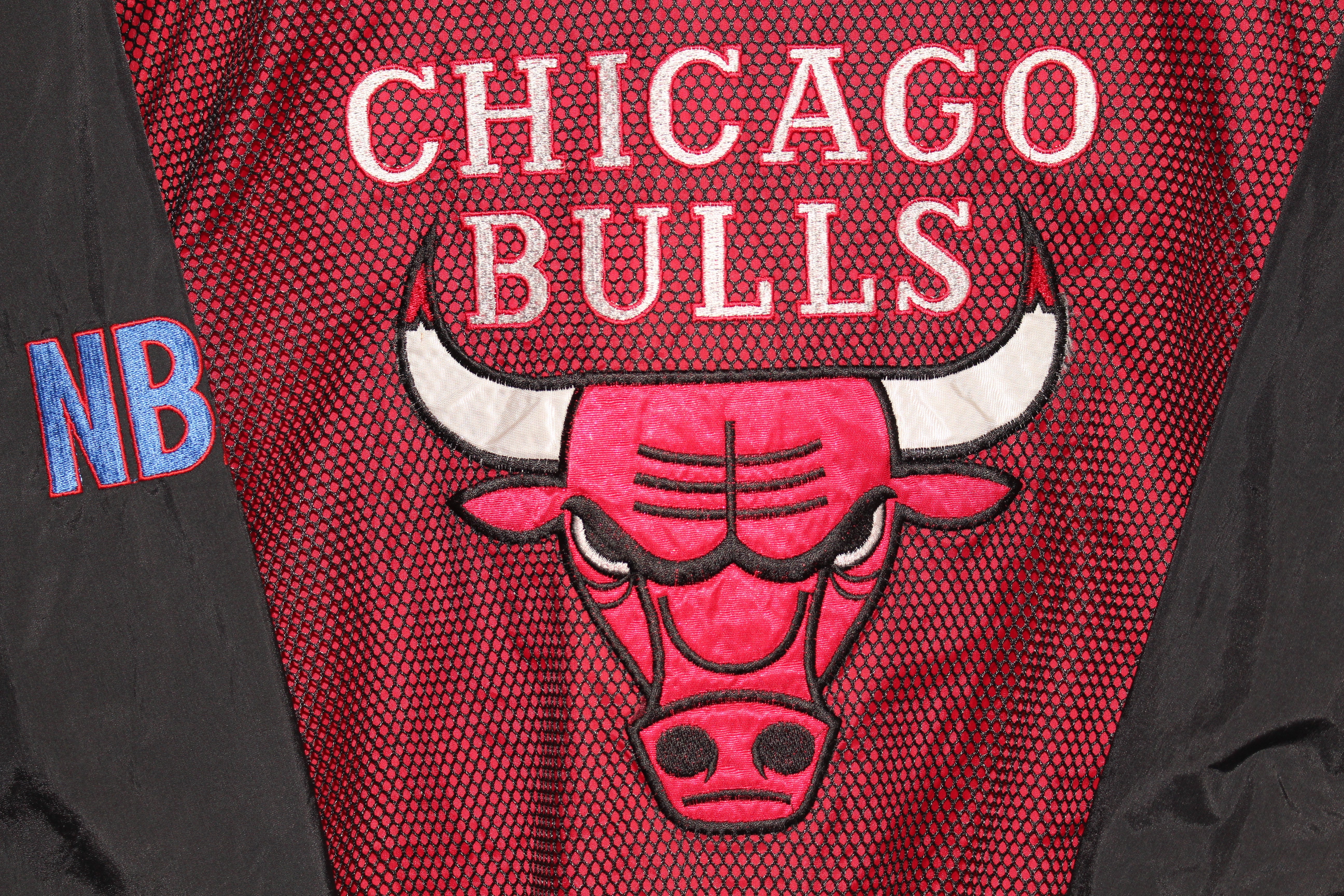 Chicago Bulls Pro Player (S) – Retro Windbreakers