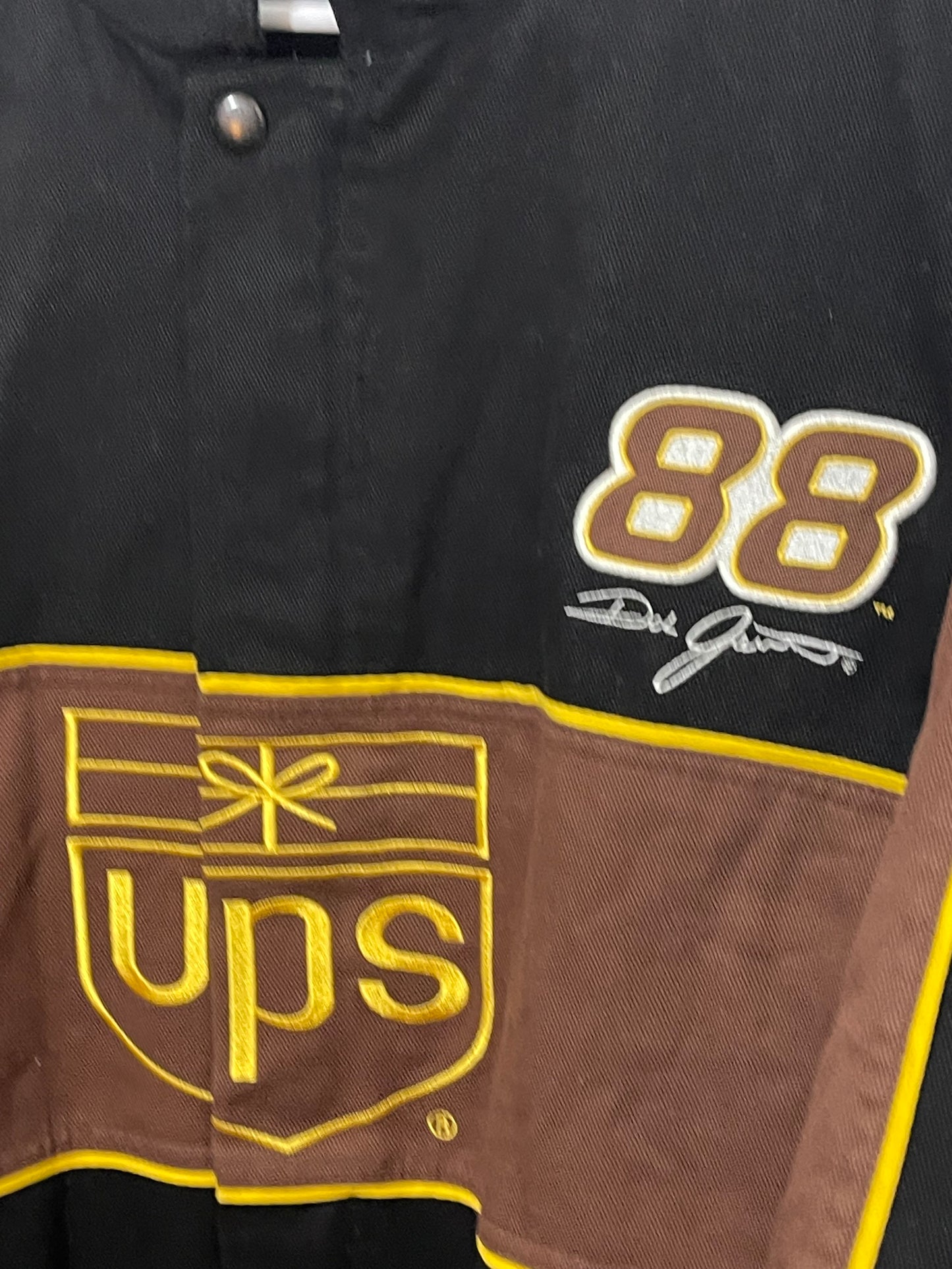 UPS Racing NASCAR Dale Jarrett #88 (L)