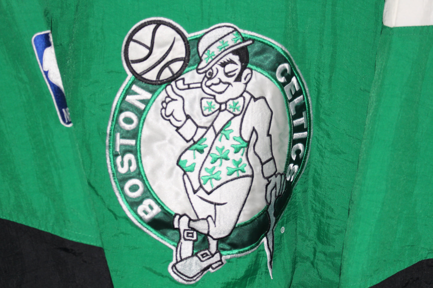 Rare Boston Celtics Starter Pullover (XL)