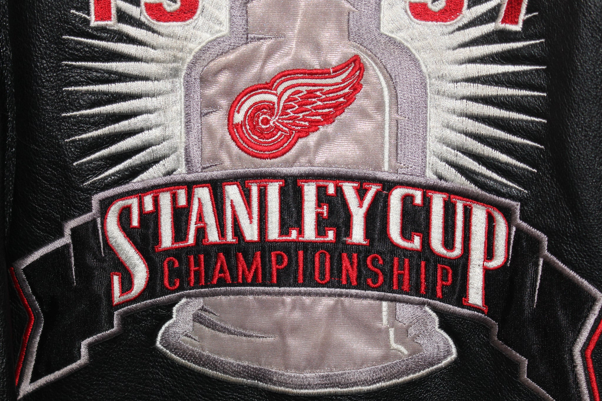 Rare Detroit Red Wings 1997 Stanley Cup Champs Pro Player Leather Jack –  Retro Windbreakers