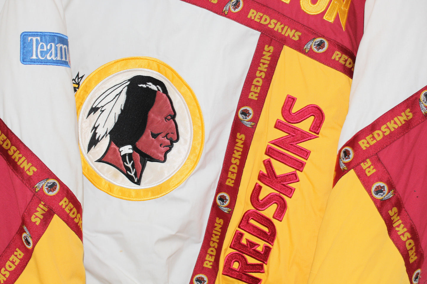 Rare Washington Redskins Pro Player Puffer (L)