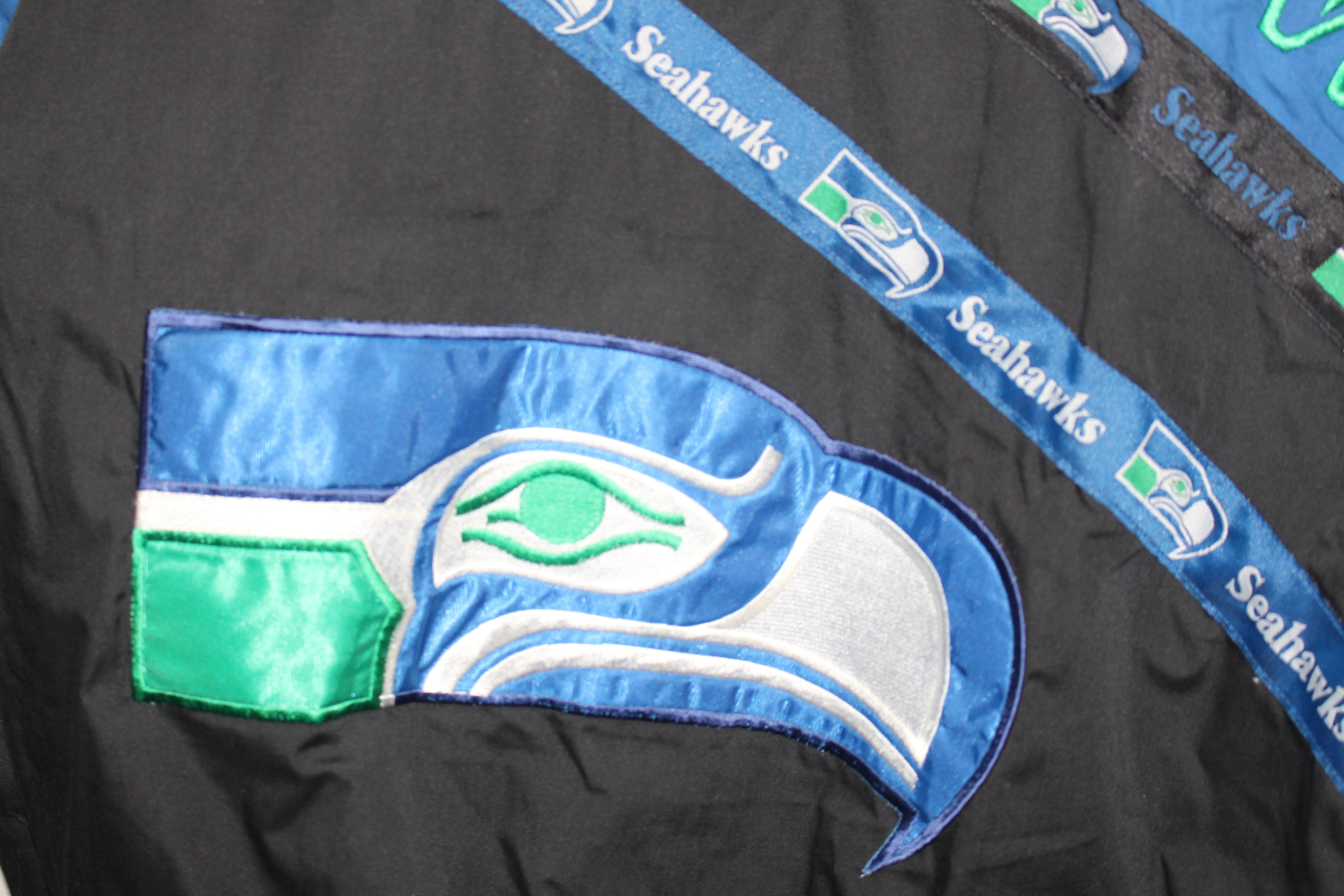 Seattle Seahawks Pro Player (L) – Retro Windbreakers