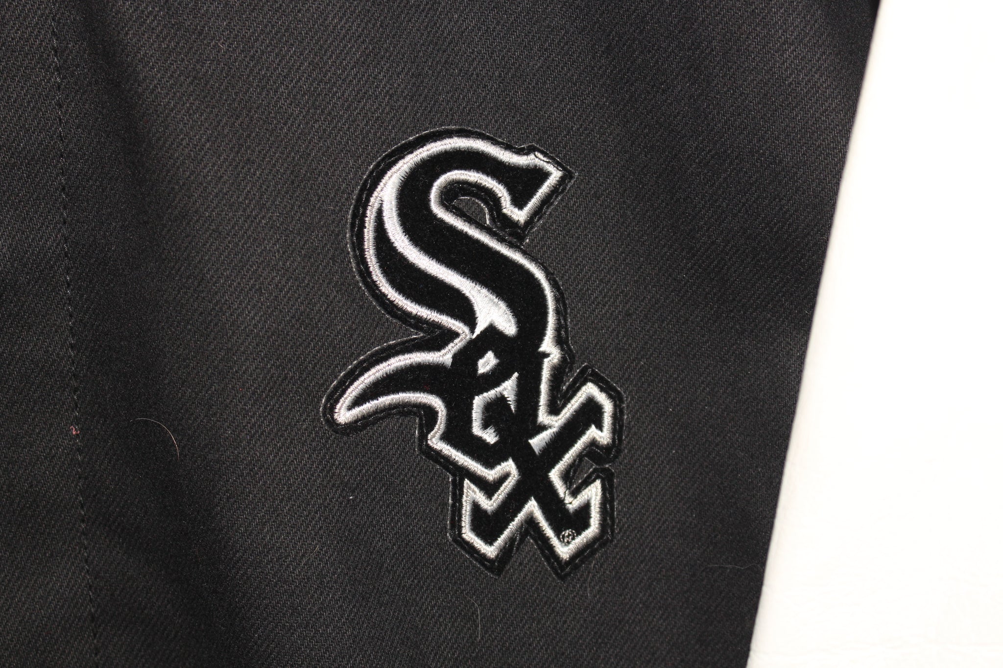 Rare Chicago White Sox Jeff Hamilton Leather Jacket (XXL) – Retro  Windbreakers