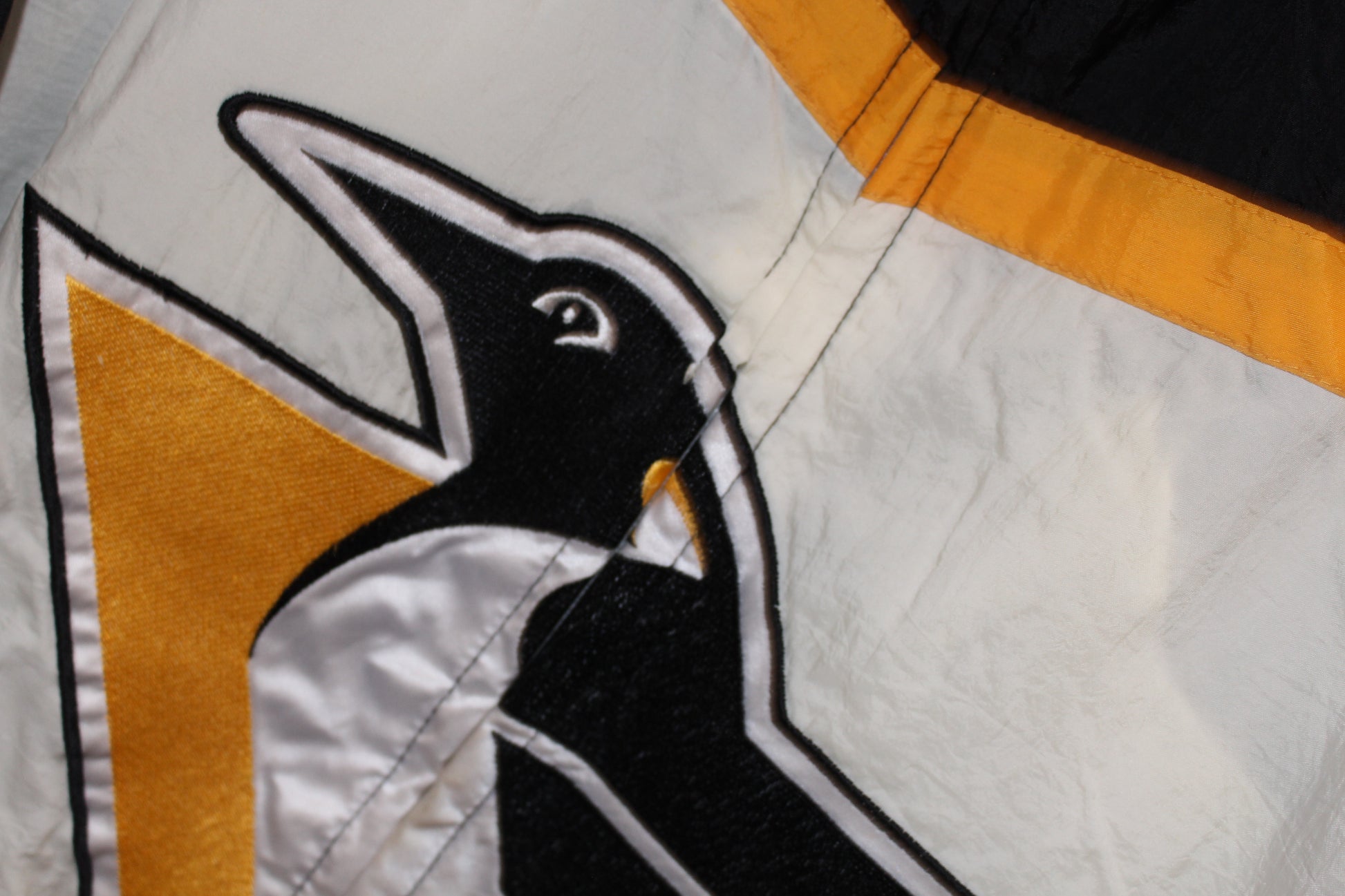 Pittsburgh Penguins Logo 7 (L) – Retro Windbreakers