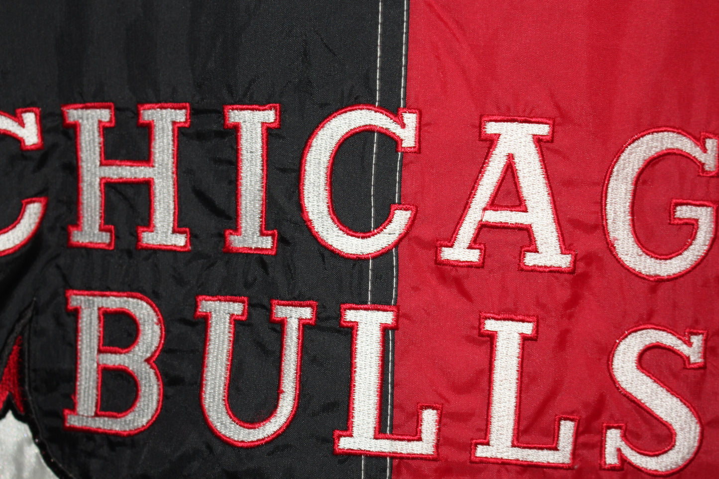 Rare Chicago Bulls Pro Player (XL)