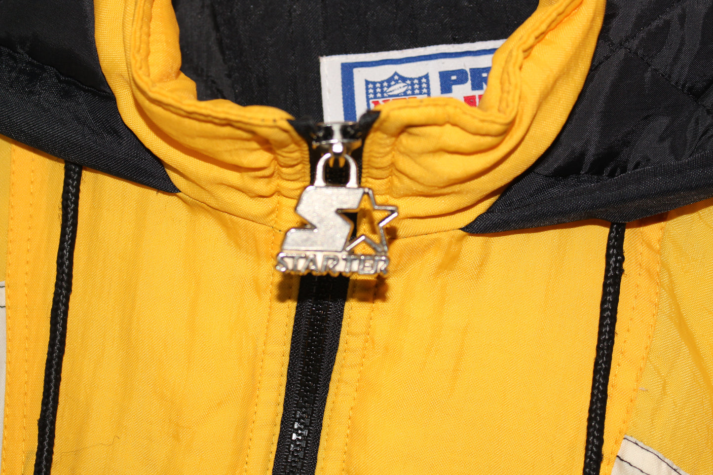 Pittsburgh Steelers Pro Line Starter Puffer (L)