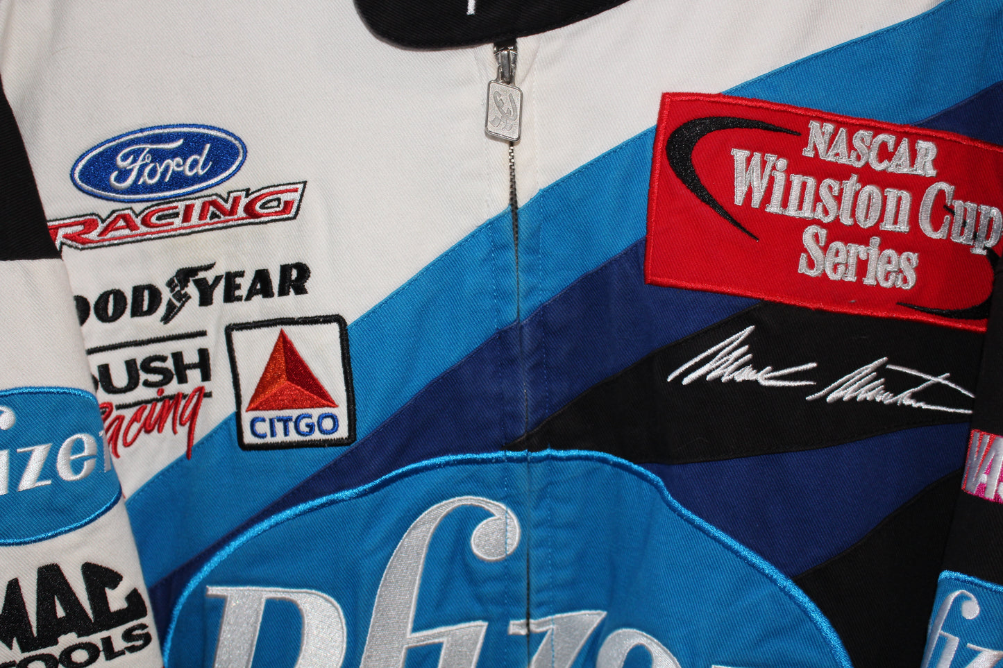 Rare Pfizer Racing NASCAR Mark Martin #6 (XL)
