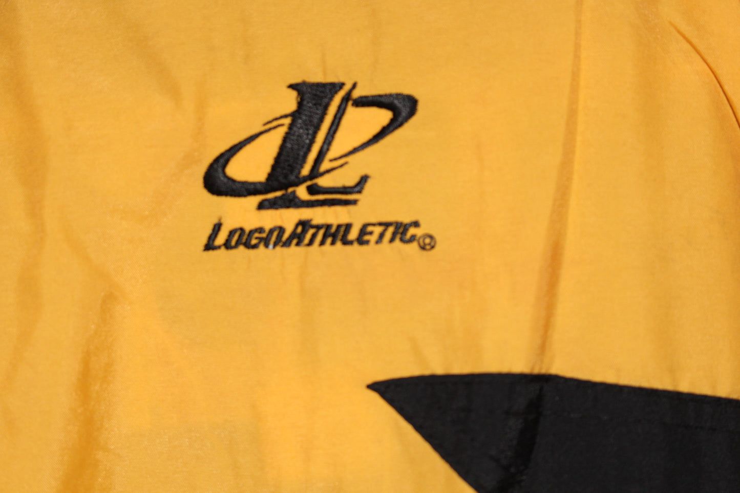 Pittsburgh Penguins Logo Athletic Sharktooth (L)